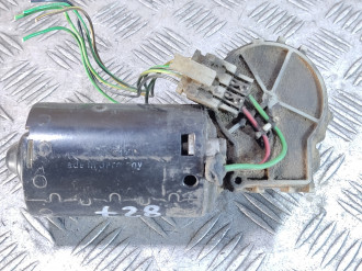 Моторчик стеклоочистителя передний Volkswagen Golf 3