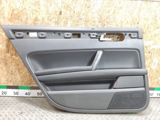 Обшивка двери задней левой Volkswagen Phaeton 2002-2016