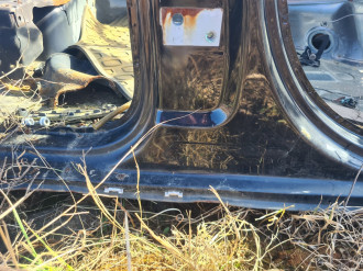 Порог со стойкой правой Volkswagen Touareg 2002 2010