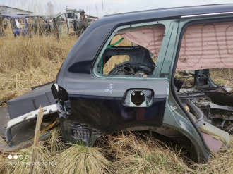 Крыло заднее правое Volkswagen Touareg 2002 2010