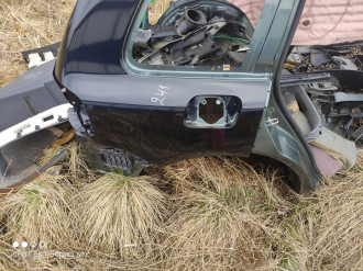 Крыло заднее правое Volkswagen Touareg 2002 2010