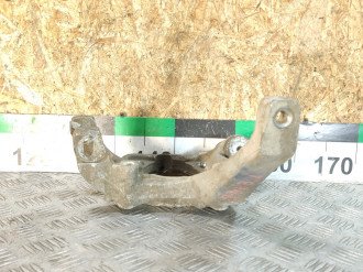 Кулак задний левый Volkswagen Phaeton 2002-2016