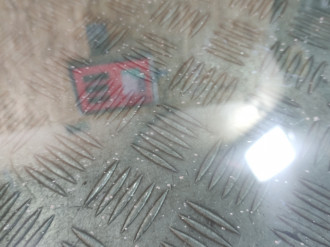 Стекло двери задней левой Volkswagen Touran 2003 2010