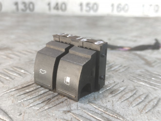 Кнопка открывания багажника Volkswagen Touareg 2002 2010