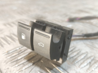 Кнопка открывания багажника Volkswagen Touareg 2002 2010