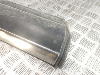 Молдинг двери передней левой Volkswagen Touareg 2002 2010