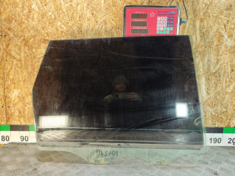 Стекло двери задней правой Volkswagen Touareg 2010 2018