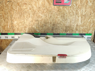 Обшивка двери передней правой Volkswagen Touareg 2010 2018