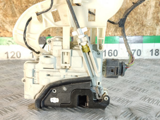 Замок двери задней левой Volkswagen Touareg 2010 2018