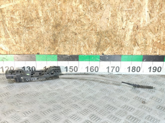 Кронштейн ручки задней левой Volkswagen Touareg 2010 2018