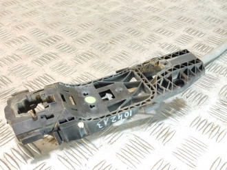 Кронштейн ручки задней левой Volkswagen Touareg 2010 2018