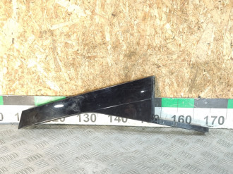 Накладка двери задней левой Volkswagen Touareg 2010 2018