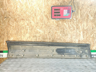 Молдинг двери передней правой Volkswagen Touareg 2010 2018