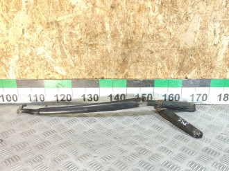 Поводок стеклоочистителя передний правый Volkswagen Touareg 2010 2018