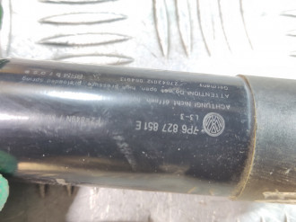 Амортизатор двери багажника Volkswagen Touareg 2010 2018