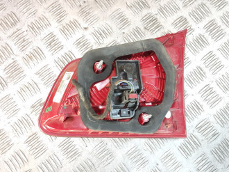 Фонарь задний внутренний левый Volkswagen Touareg 2010 2018