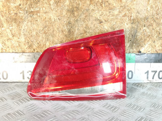 Фонарь задний внутренний правый Volkswagen Touareg 2010 2018