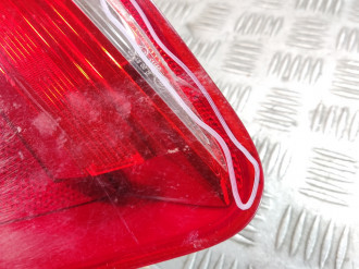 Фонарь задний внутренний правый Volkswagen Touareg 2010 2018