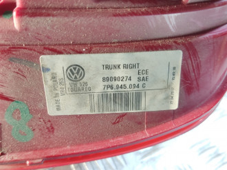 Фонарь задний внутренний правый Volkswagen Touareg 2010 2018