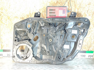 Стеклоподъемник передний правый Volkswagen Touareg 2010 2018