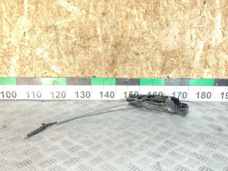 Кронштейн ручки передней правой Volkswagen Touareg 2010 2018