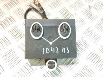 Блок управления двери Volkswagen Touareg 2010 2018