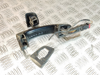 Ручка двери передней правой Volkswagen Touareg 2010 2018