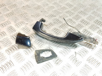 Ручка двери передней правой Volkswagen Touareg 2010 2018