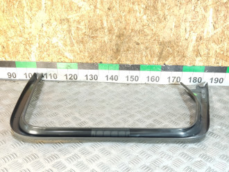 Накладка стекла двери задней правой Volkswagen Touareg 2010 2018