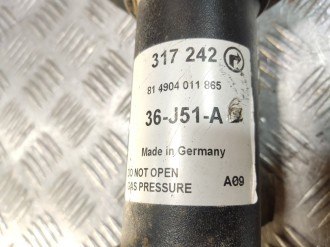 Амортизатор передний правый Volkswagen Touareg 2002 2010