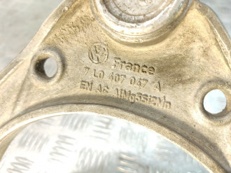 Рычаг передний верхний правый Volkswagen Touareg 2002 2010