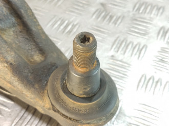 Рычаг передний левый нижний Volkswagen Touareg 2002 2010