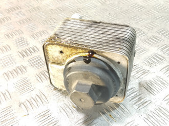 Радиатор масляный Volkswagen Touareg 2002 2010