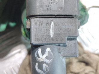 Катушка зажигания Volkswagen Touareg 2002 2010