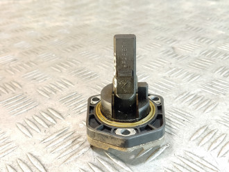 Датчик уровня масла Volkswagen Jetta 2005-2011