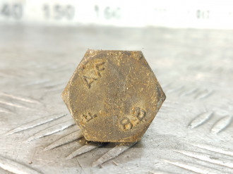 Болт шкива коленвала Volkswagen Touareg 2002 2010