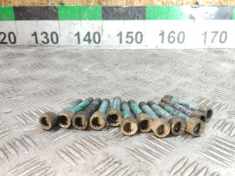 Болт привода Volkswagen Touareg 2002 2010