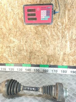 Полуось передняя правая Volkswagen Touareg 2002 2010