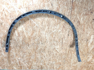 Молдинг крыла заднего правый Volkswagen Touareg 2010 2018