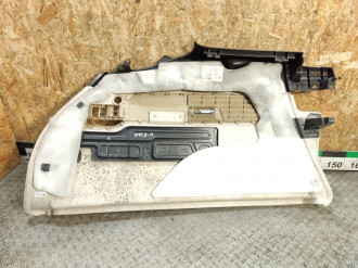 Обшивка багажника правая Volkswagen Touareg 2010 2018