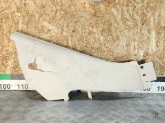 Обшивка стойки правая Volkswagen Touareg 2010 2018