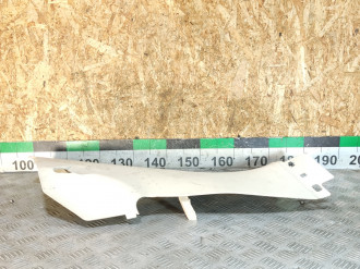 Обшивка стойки правая Volkswagen Touareg 2010 2018