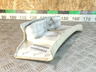 Обшивка стойки правая Volkswagen Touareg 2010 2018