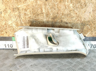 Обшивка стойки правая Volkswagen Touareg 2010 2018