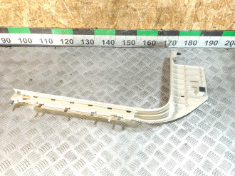 Накладка порога внутренняя передняя правая Volkswagen Touareg 2010 2018