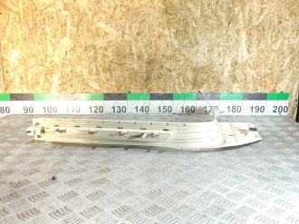 Накладка порога внутренняя передняя правая Volkswagen Touareg 2010 2018