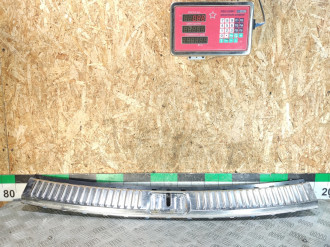 Накладка задней панели Volkswagen Touareg 2010 2018