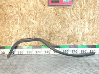 Уплотнитель двери задней левой Volkswagen Touareg 2010 2018