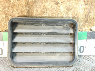 Решетка вентиляционная Volkswagen Touareg 2010 2018