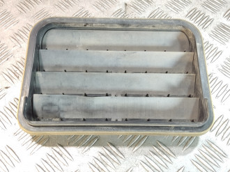 Решетка вентиляционная Volkswagen Touareg 2010 2018